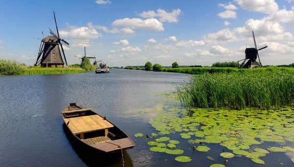 Biesbosch vaarroutes gebied // Dutch Yacht Rentals