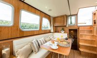 Linssen-Grand-Sturdy-35-0-AC // Dutch Yacht Rentals